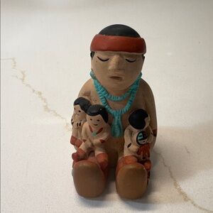 Vintage Signed Cleo Teissedre Native American Storyteller Figurine